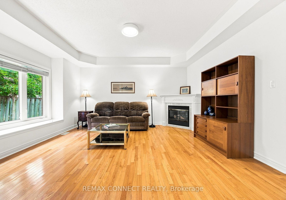 151-bentoak-crescent-vaughan-ontario-n13728588