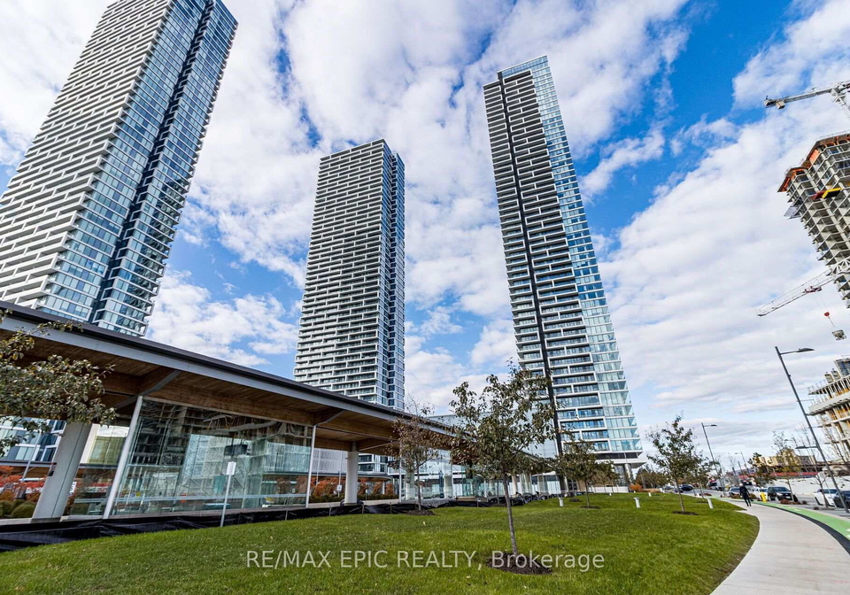 898-portgage-parkway-vaughan-ontario-n13728604