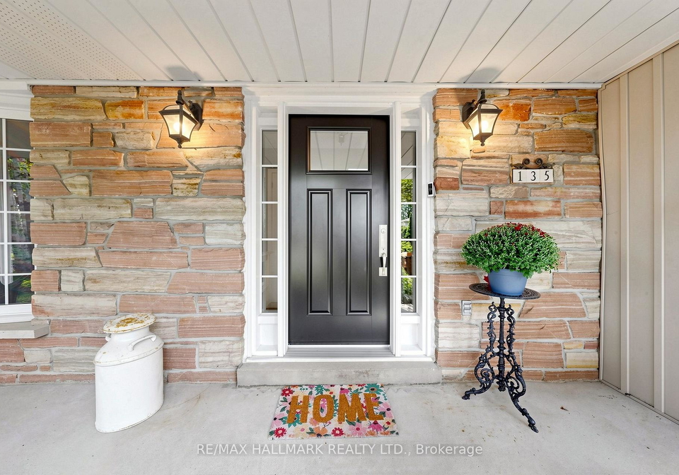 135-senator-reesors-drive-markham-ontario-n13729382