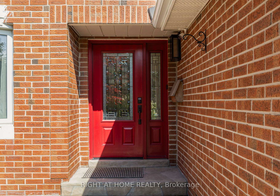 262-yorkshire-drive-newmarket-ontario-n13729826