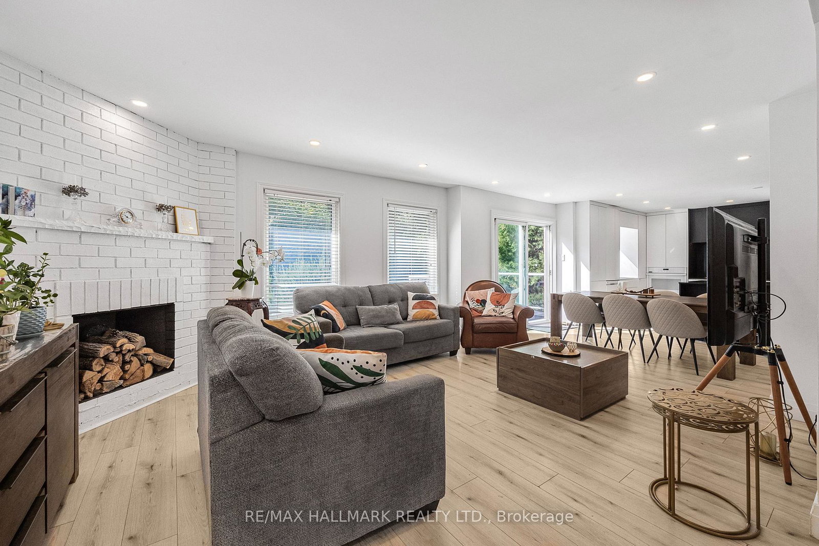 133-heathwood-heights-drive-aurora-ontario-n13730680