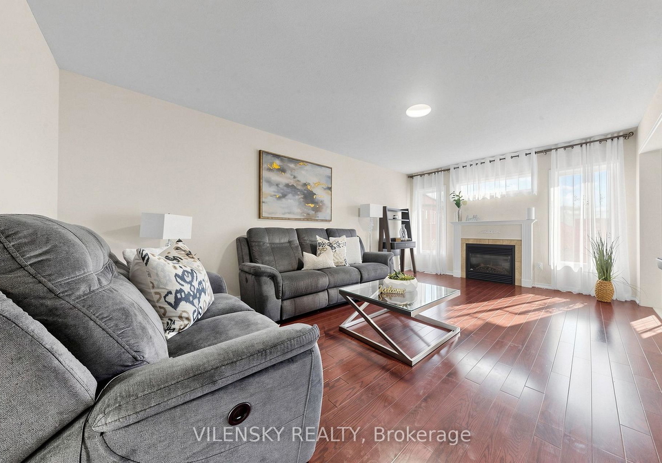 46-westcliffe-crescent-richmond-hill-ontario-n13731200