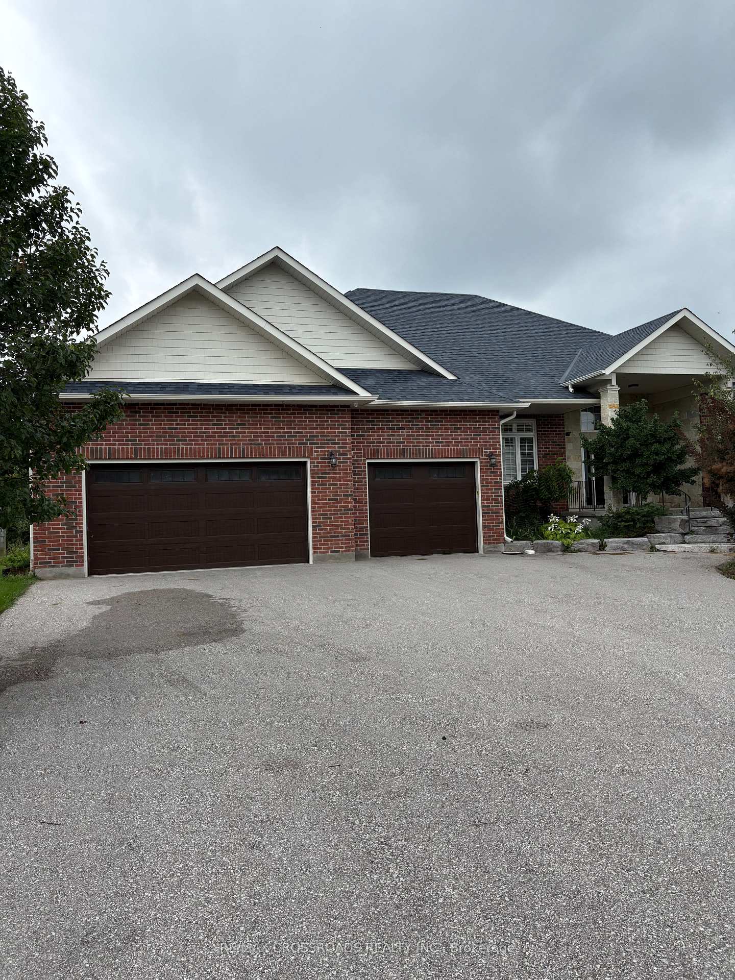 4-blake-street-east-gwillimbury-ontario-n13731298