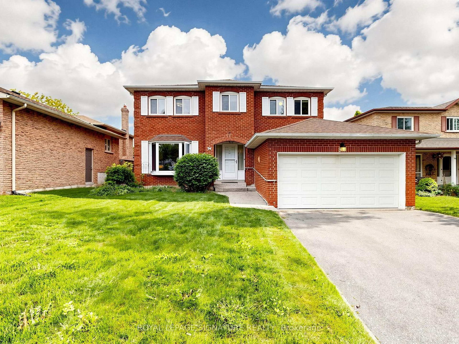 94-howlett-avenue-newmarket-ontario-n13731494