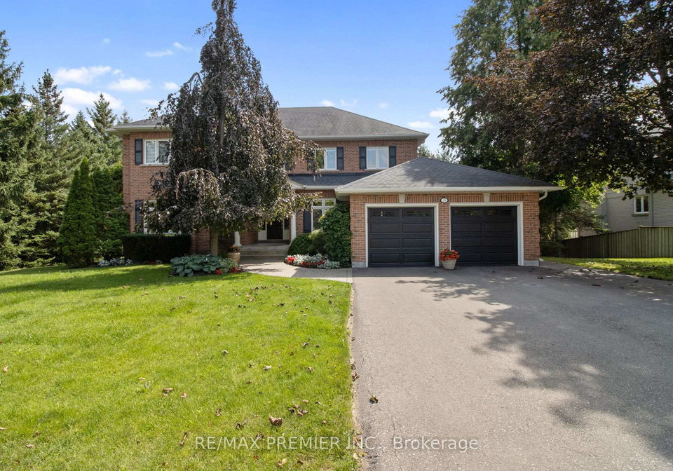 19-stockdale-crescent-richmond-hill-ontario-n13731748