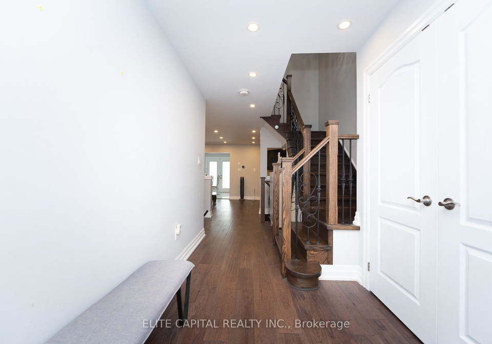 405-king-street-e-east-gwillimbury-ontario-n13732596
