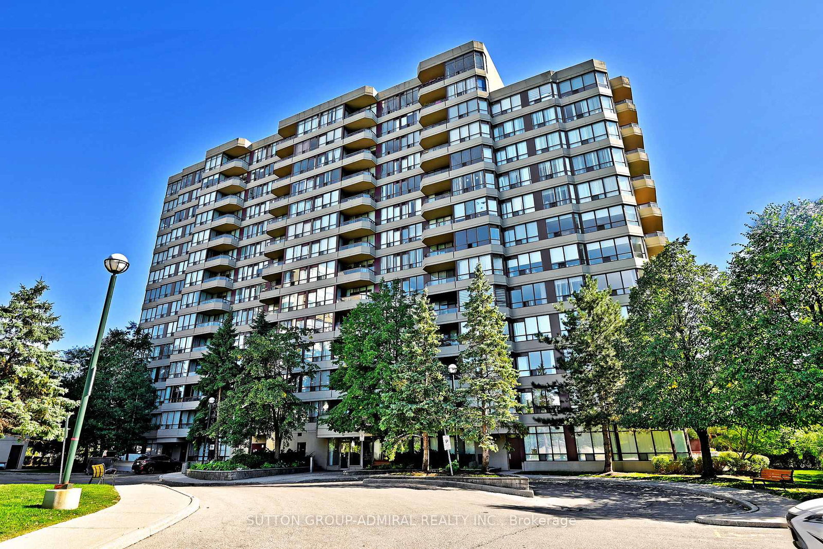 91-townsgate-drive-vaughan-ontario-n13733082
