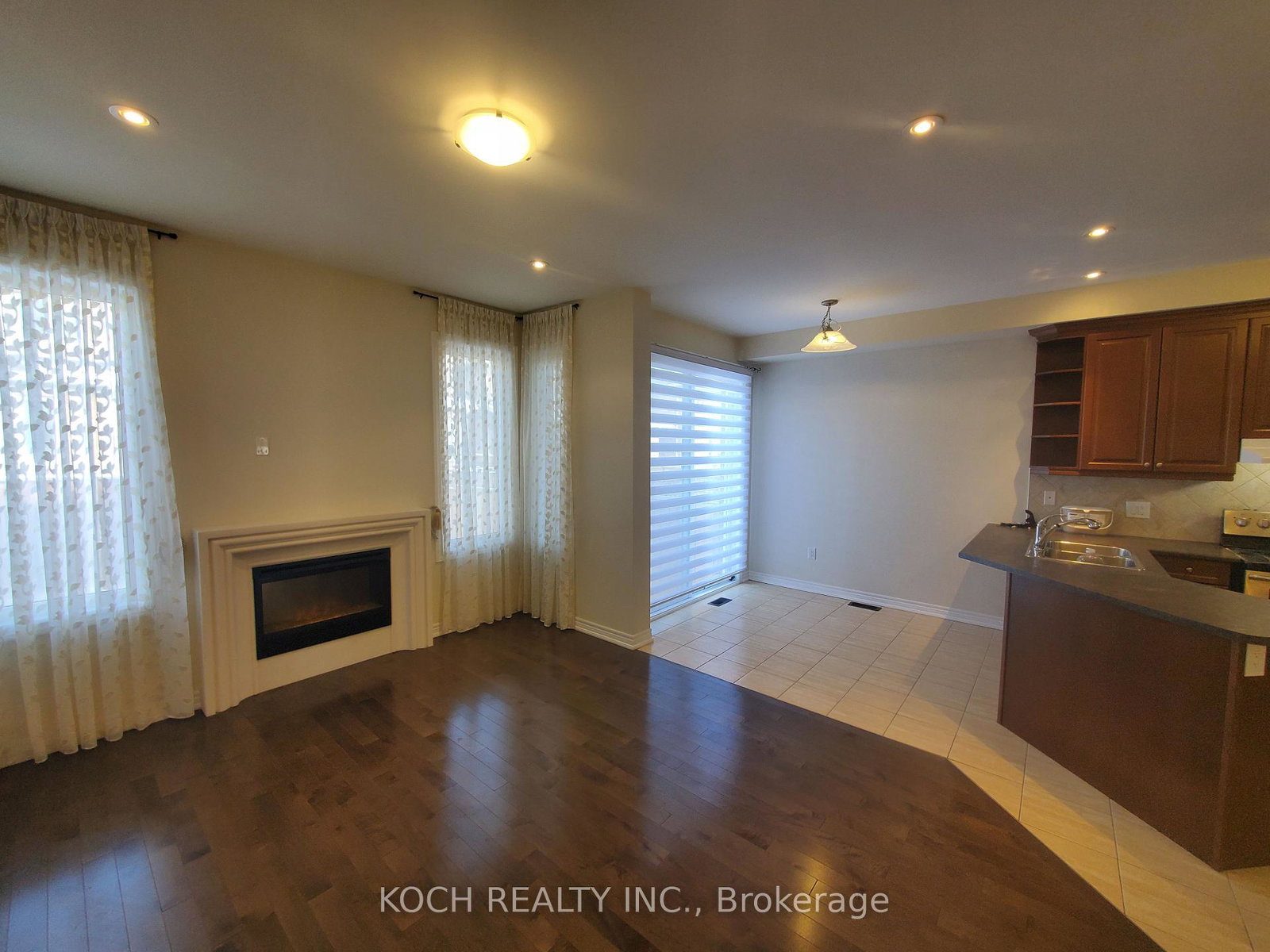 38-thistle-avenue-richmond-hill-ontario-n13733648