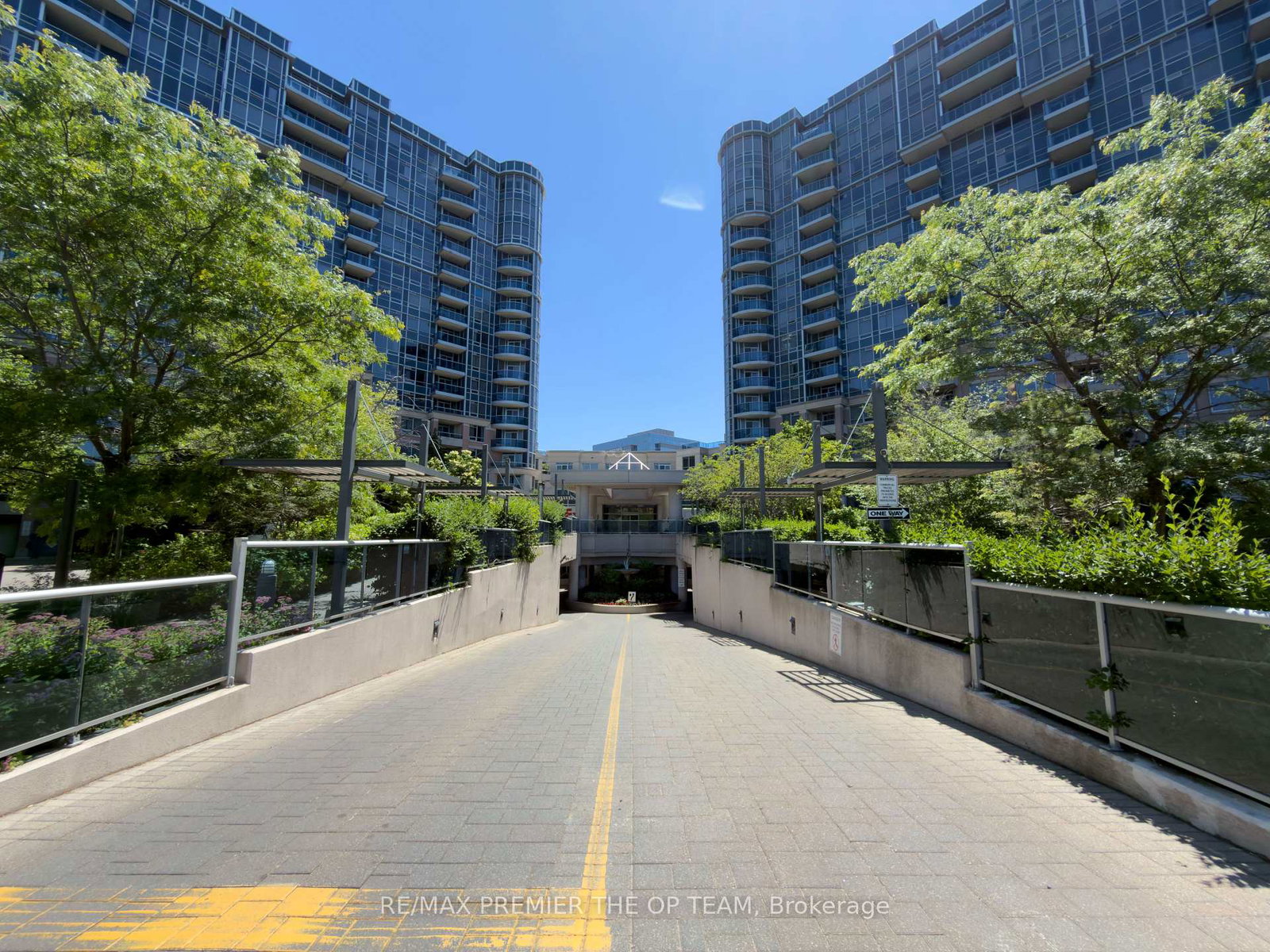 23-cox-boulevard-markham-ontario-n13733884