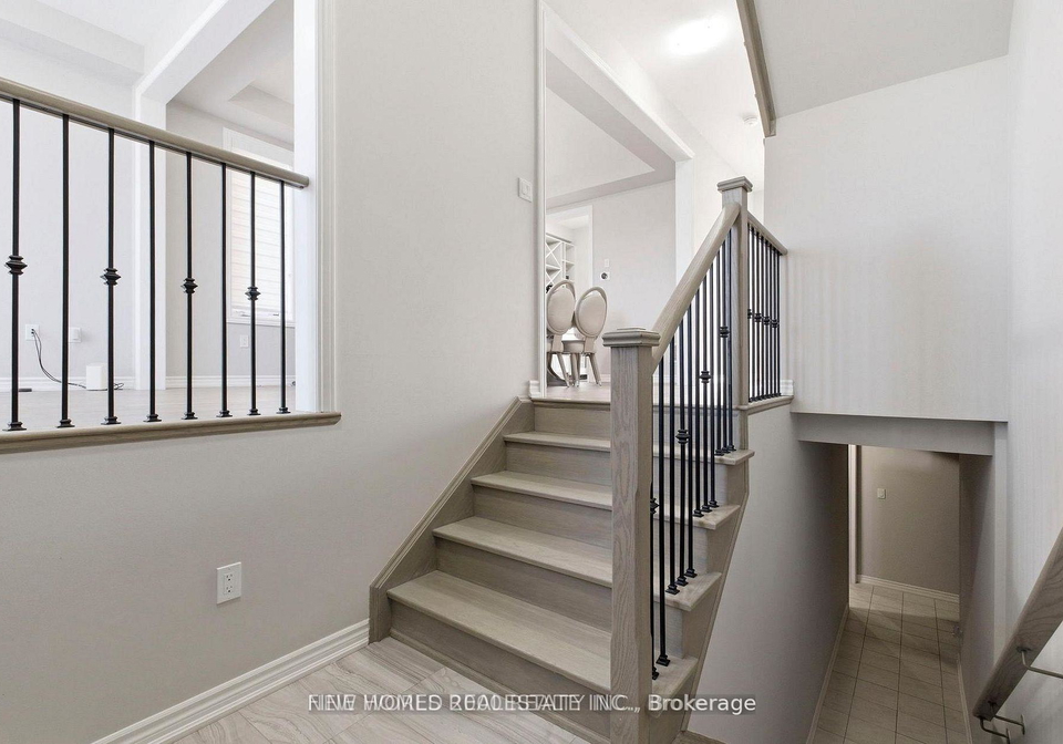 147-bethpage-crescent-newmarket-ontario-n13734166
