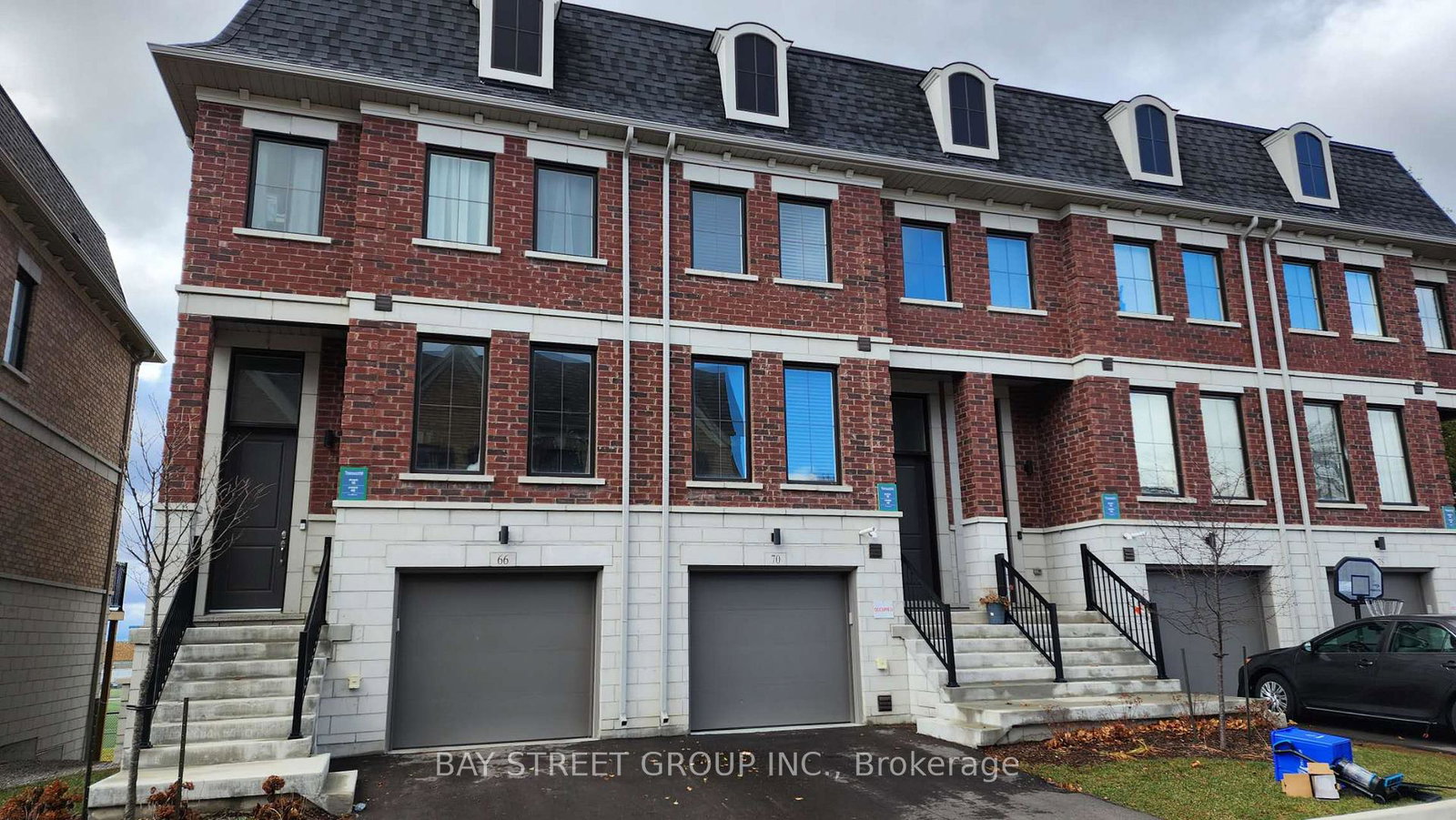 70-seacoasts-circle-vaughan-ontario-n13734736