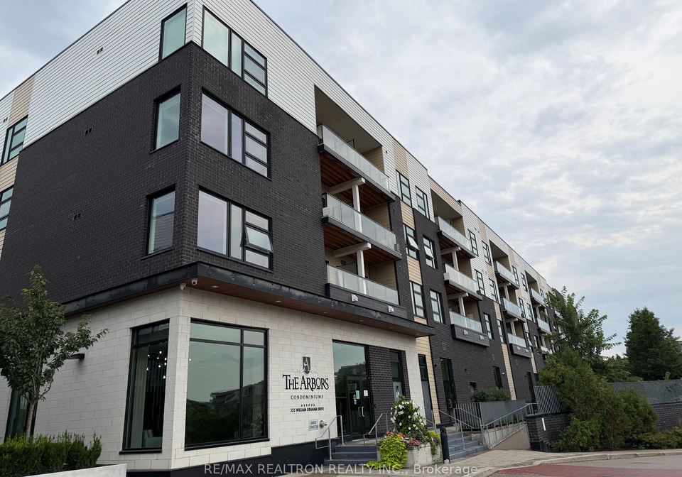 555-william-graham-drive-aurora-ontario-n13734754