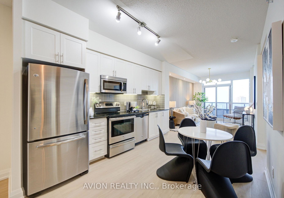7171-yonge-street-markham-ontario-n13734814