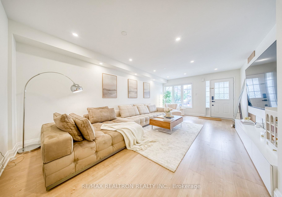 12-quattro-avenue-richmond-hill-ontario-n13735008