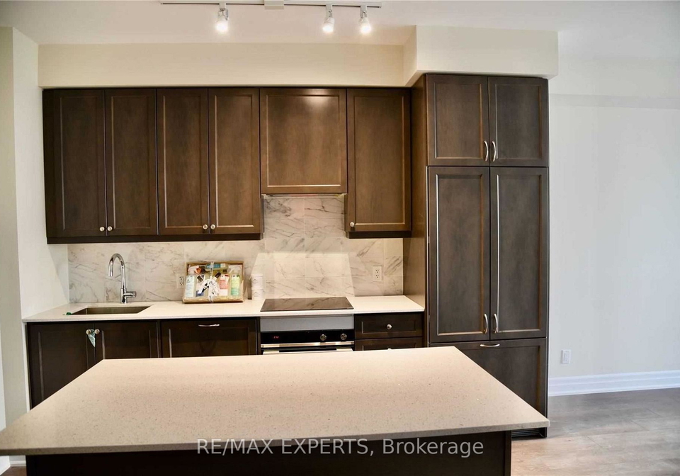 9075-jane-street-vaughan-ontario-n13735760