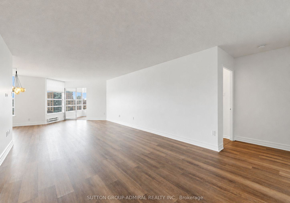 7905-bayview-avenue-markham-ontario-n13735798