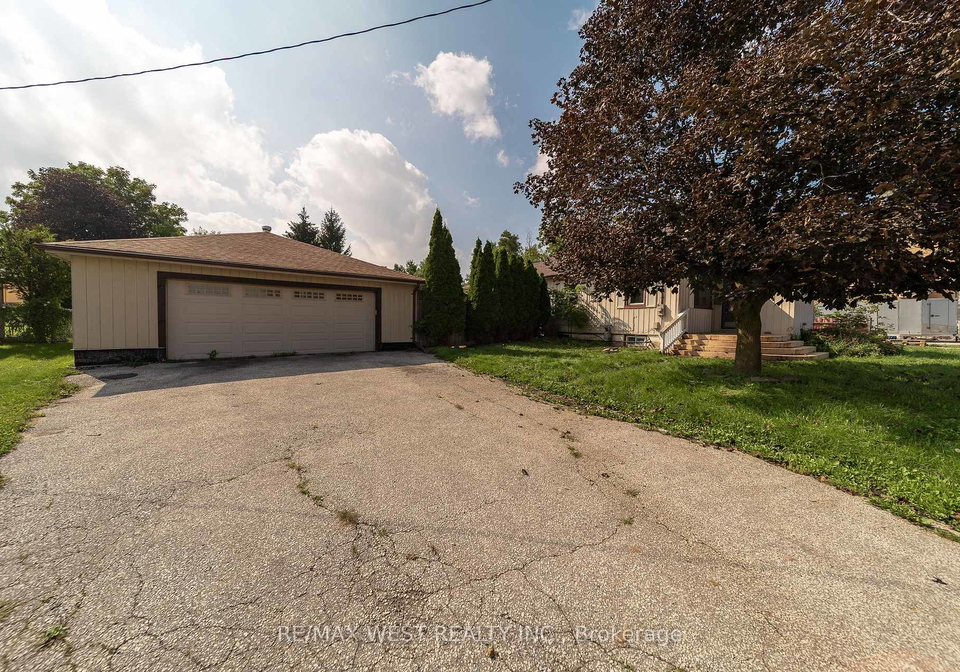 7826-yonge-street-innisfil-ontario-n13736082