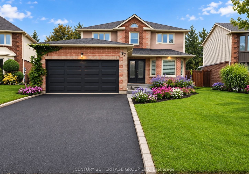187-glenway-circle-newmarket-ontario-n13736126