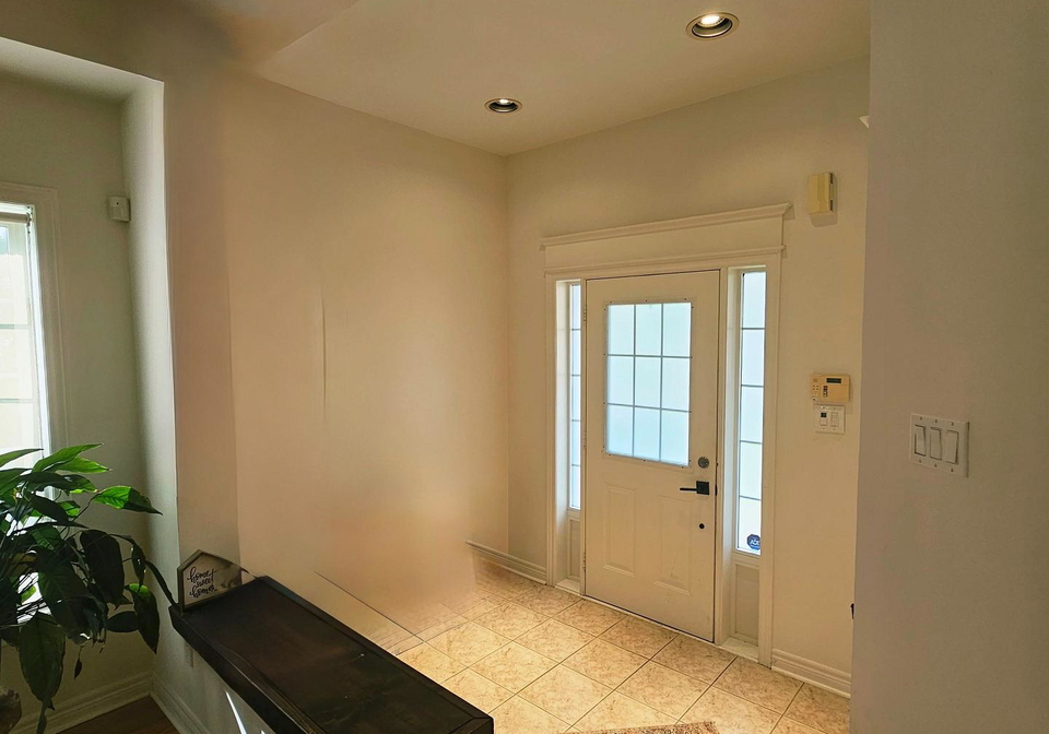 150-jordanray-boulevard-newmarket-ontario-n13736806