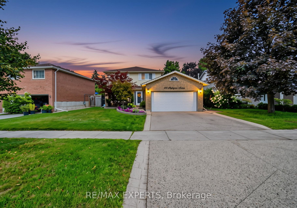 444-maplegrove-avenue-bradford-west-gwillimbury-ontario-n13736846