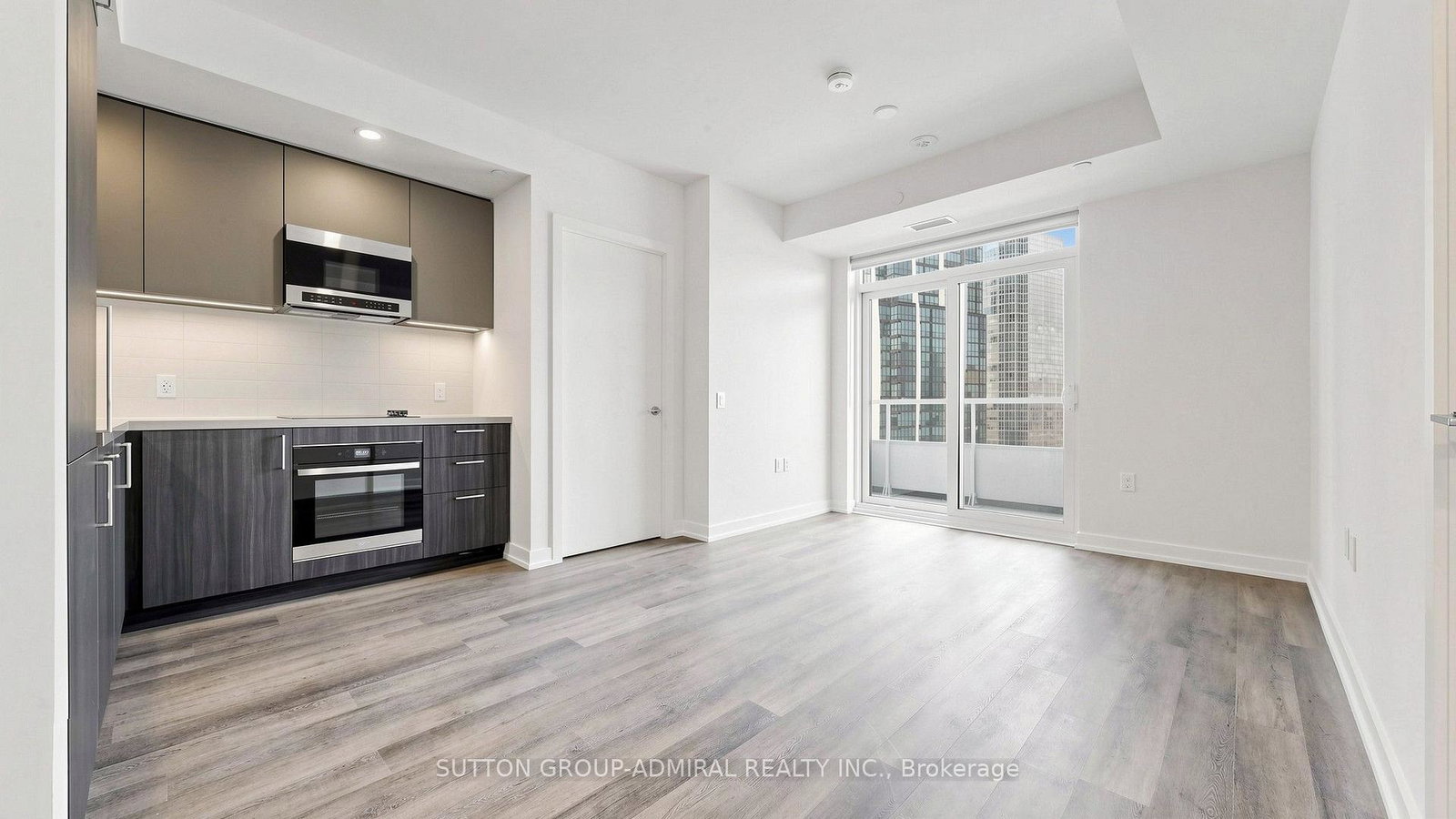 5-meadowdale-road-vaughan-ontario-n13737366