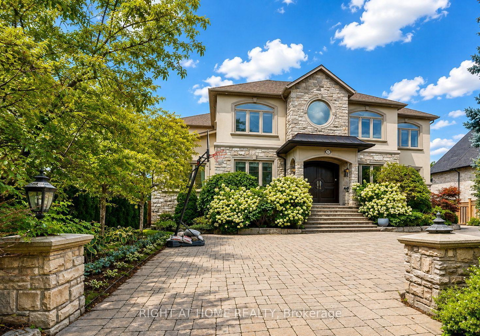 16-fairview-avenue-richmond-hill-ontario-n13739198