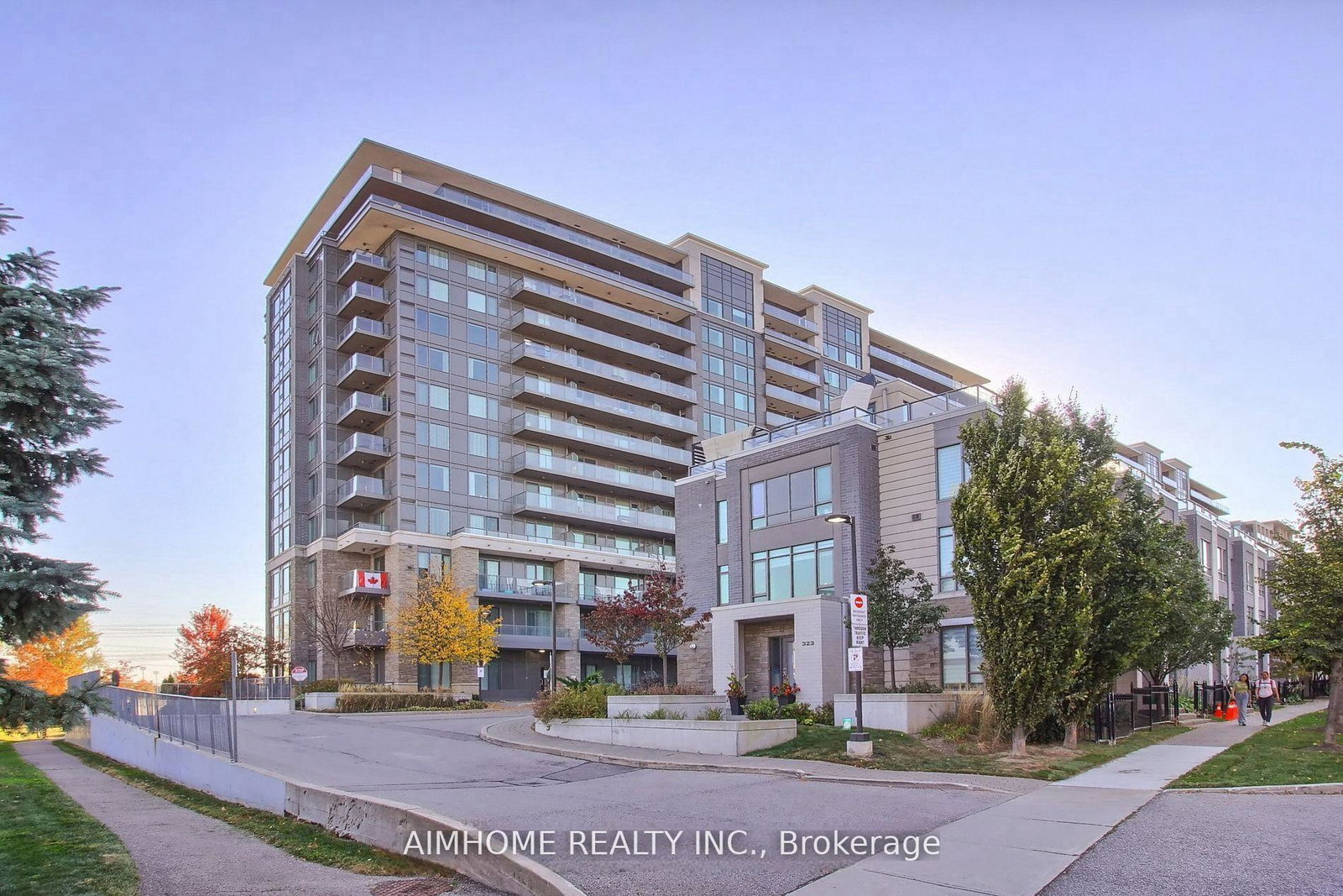 325-south-park-road-markham-ontario-n13739412