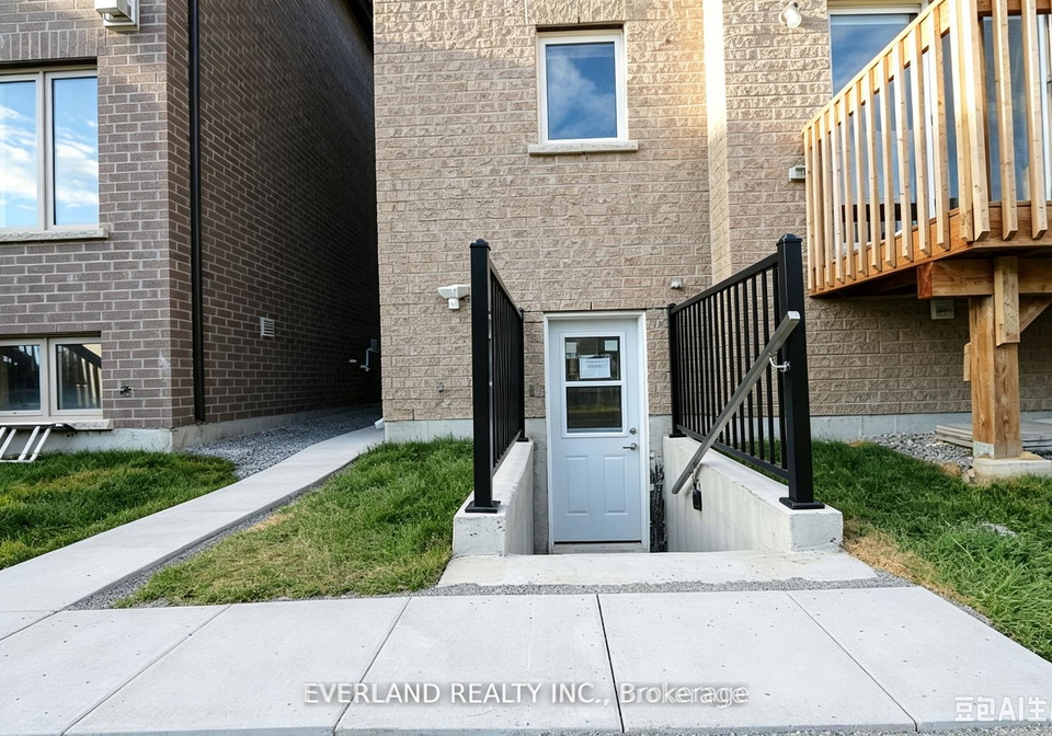 21-kenneth-ross-bend-east-gwillimbury-ontario-n13739434