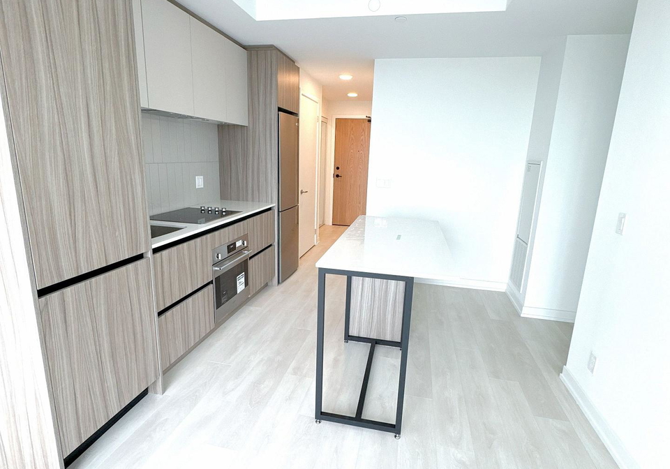 7950-bathurst-street-vaughan-ontario-n13739490