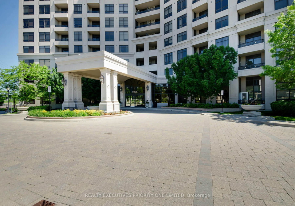 9225-jane-street-vaughan-ontario-n13739904