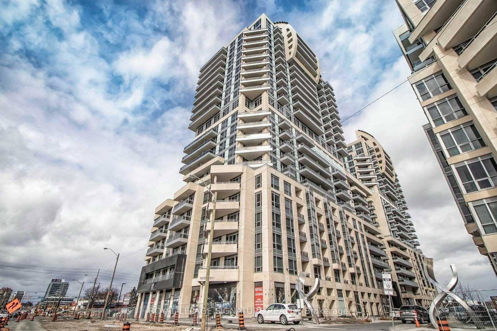 9201-yonge-street-richmond-hill-ontario-n13739978