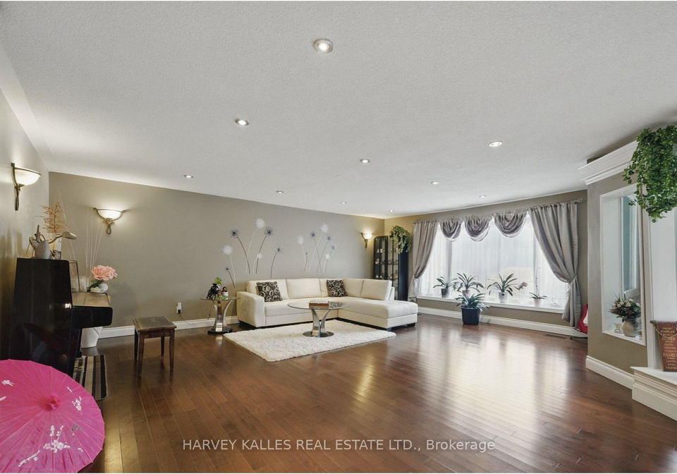 55-denham-drive-richmond-hill-ontario-n13740002