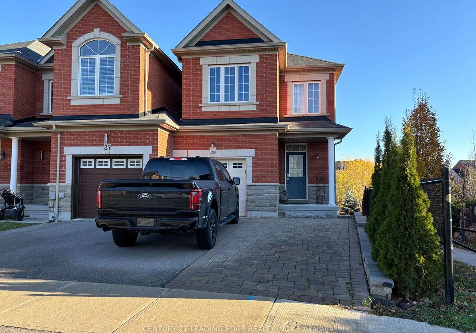 35-napanee-street-richmond-hill-ontario-n13740086