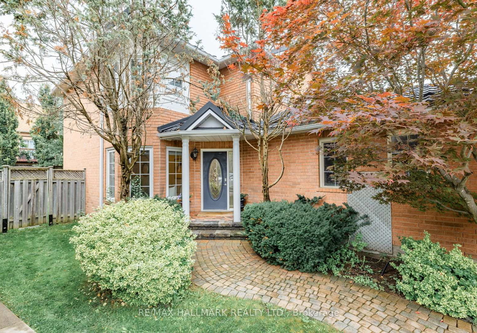 851-hilton-boulevard-newmarket-ontario-n13740098