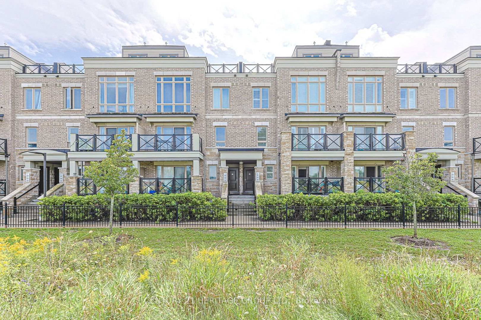 10-dunshealth-way-markham-ontario-n13740224
