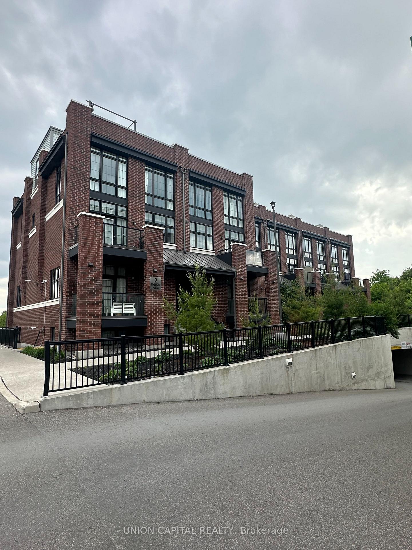 2-linsmore-place-whitchurch-stouffville-ontario-n13740230