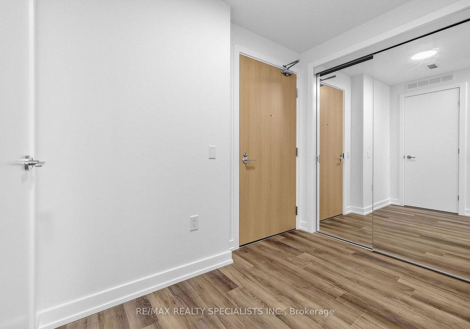 21-meadowdale-road-vaughan-ontario-n13740608