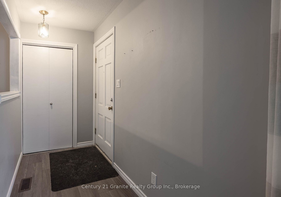55-wellington-street-e-new-tecumseth-ontario-n13740698