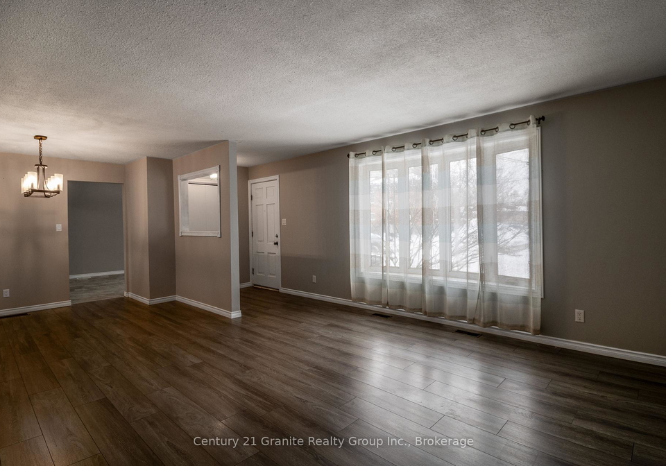 55-wellington-street-e-new-tecumseth-ontario-n13740698