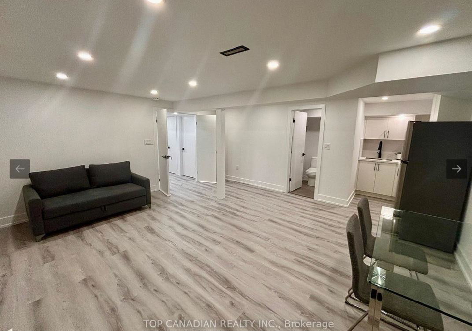 111-hudson-crescent-bradford-west-gwillimbury-ontario-n13740906