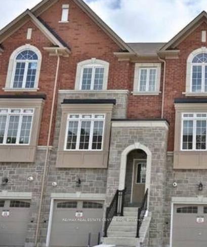 211-appleton-court-newmarket-ontario-n13741010