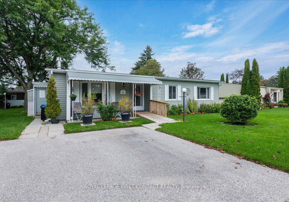 40-corner-brook-trail-innisfil-ontario-n13741242