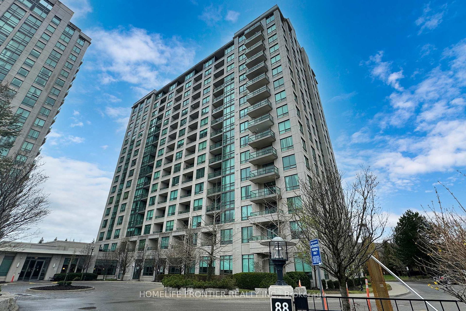 100-promenade-circle-vaughan-ontario-n13741374