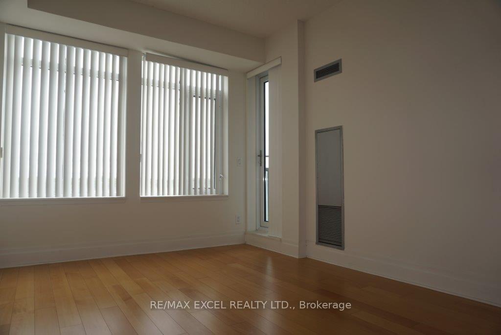 151-upper-duke-crescent-markham-ontario-n13741628
