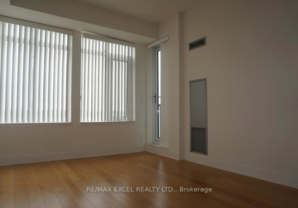 151-upper-duke-crescent-markham-ontario-n13741628