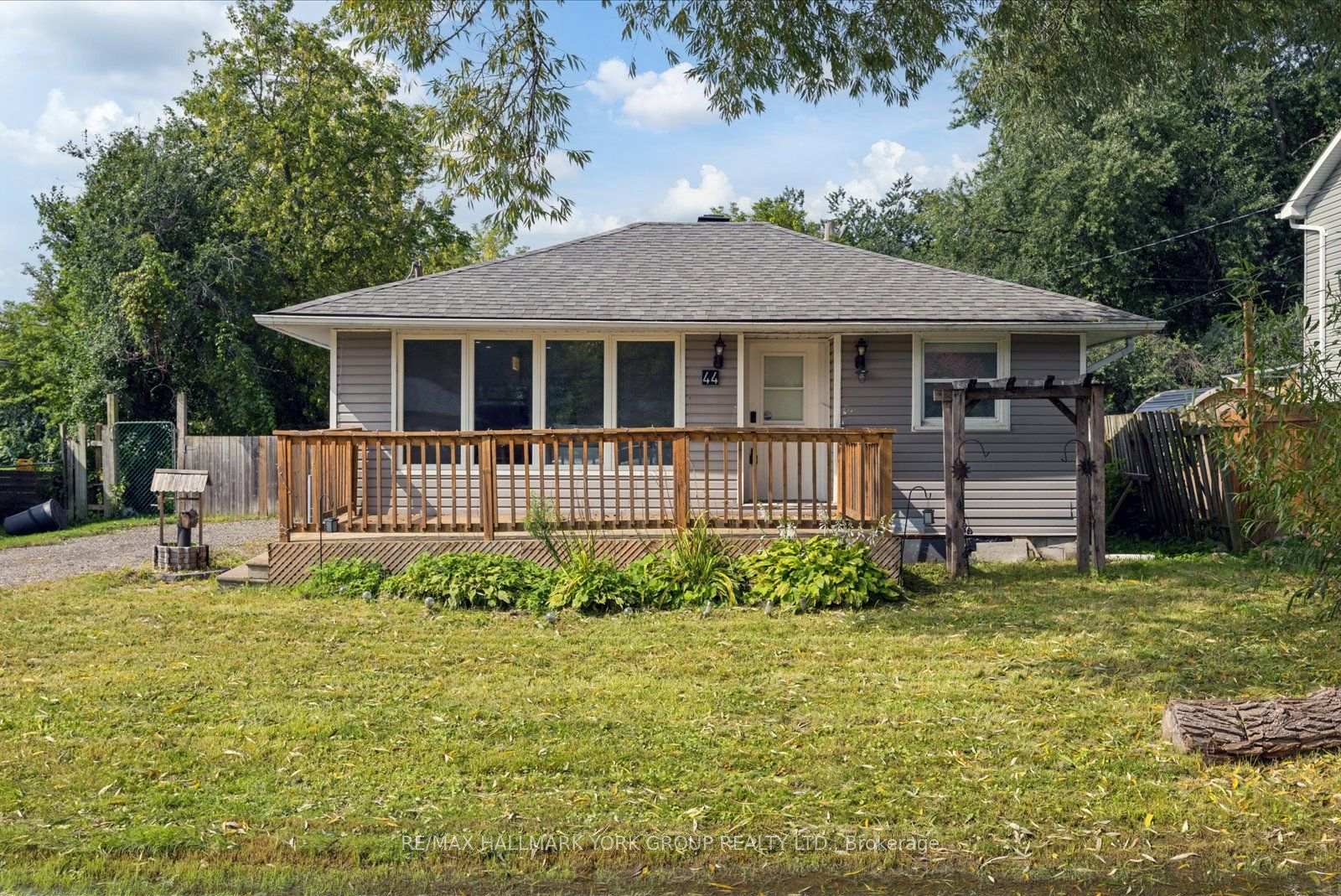 44-glenview-avenue-georgina-ontario-n13742602