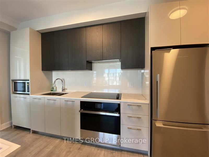 8-water-walk-drive-markham-ontario-n13742898
