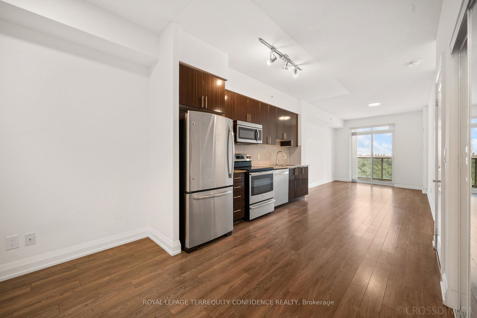 7161-yonge-street-markham-ontario-n13743284