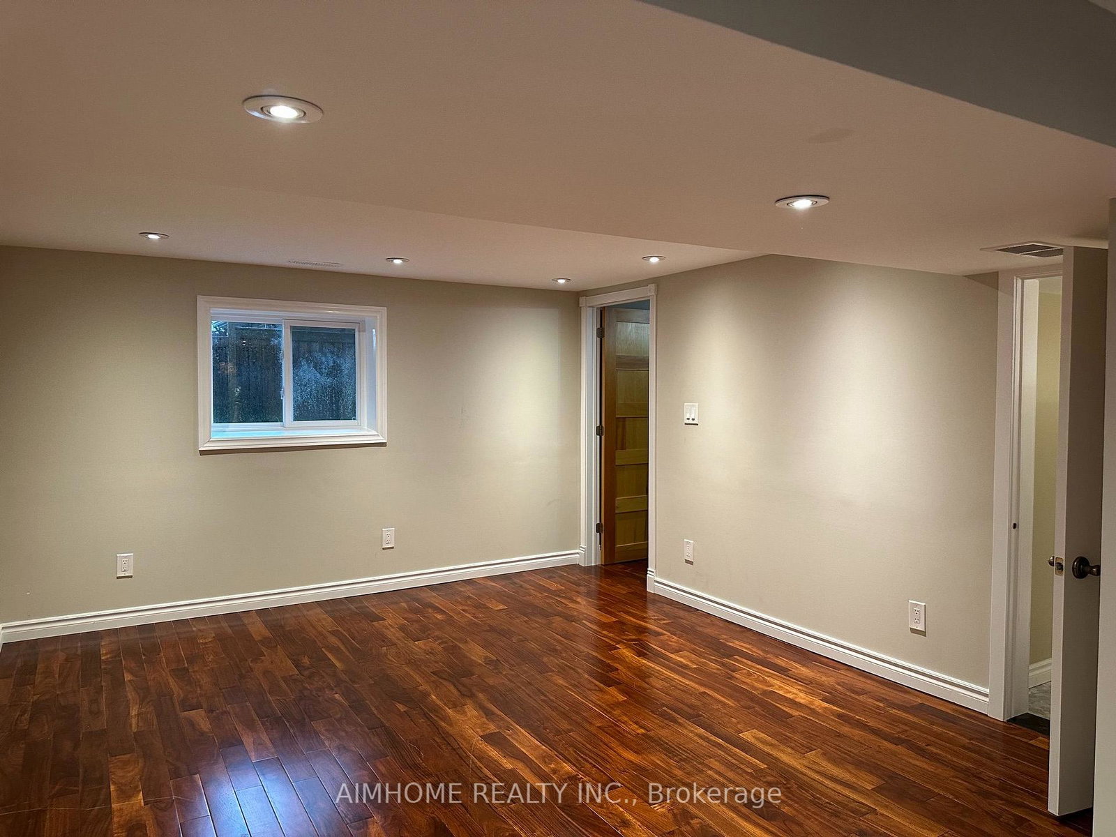 35-royal-orchard-bsmt-boulevard-markham-ontario-n13743752