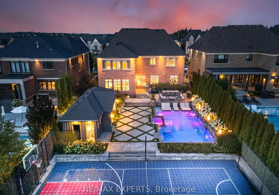 98-endless-circle-vaughan-ontario-n13743824